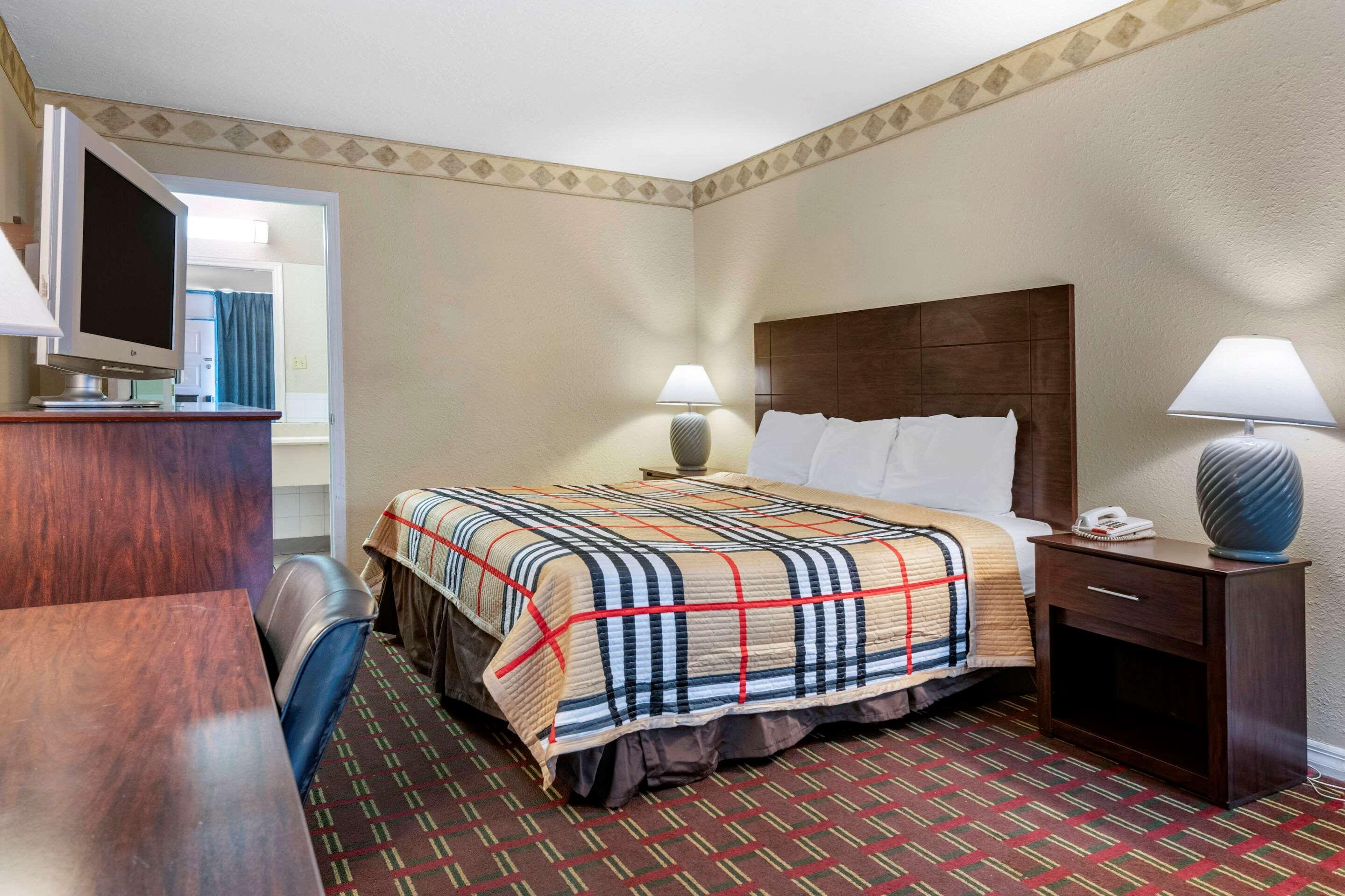 Rodeway Inn New Port Richey Dış mekan fotoğraf