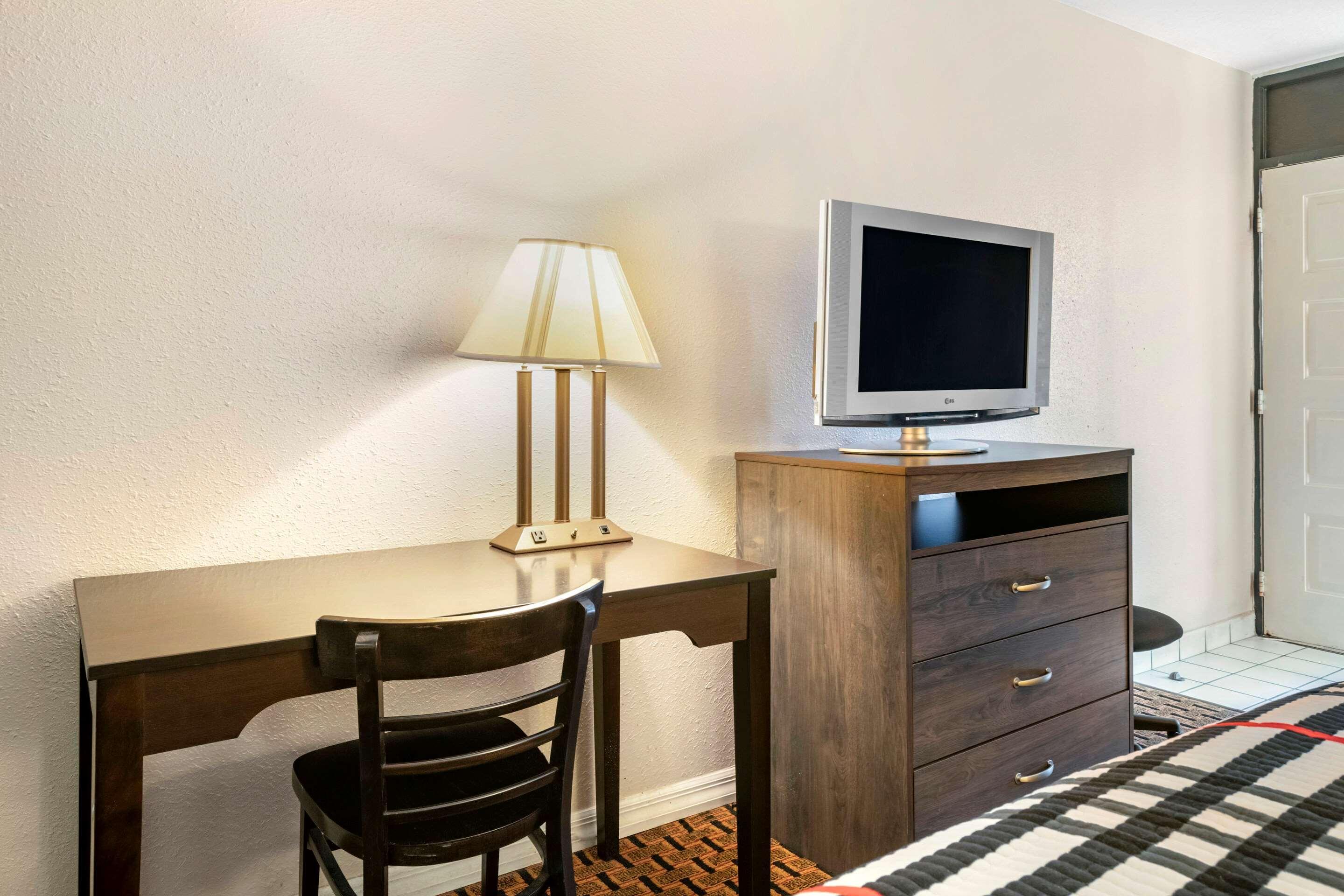 Rodeway Inn New Port Richey Dış mekan fotoğraf