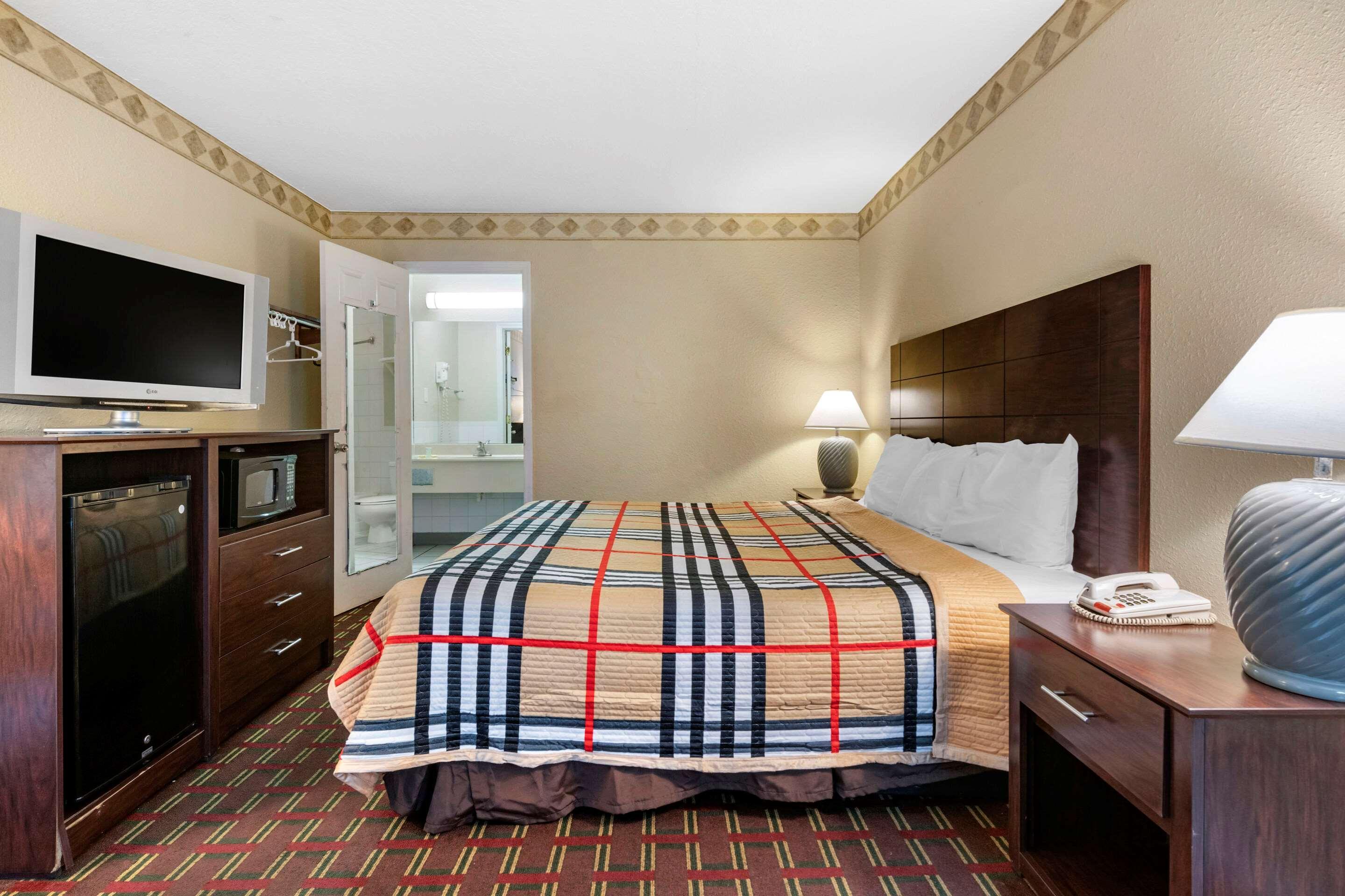 Rodeway Inn New Port Richey Dış mekan fotoğraf