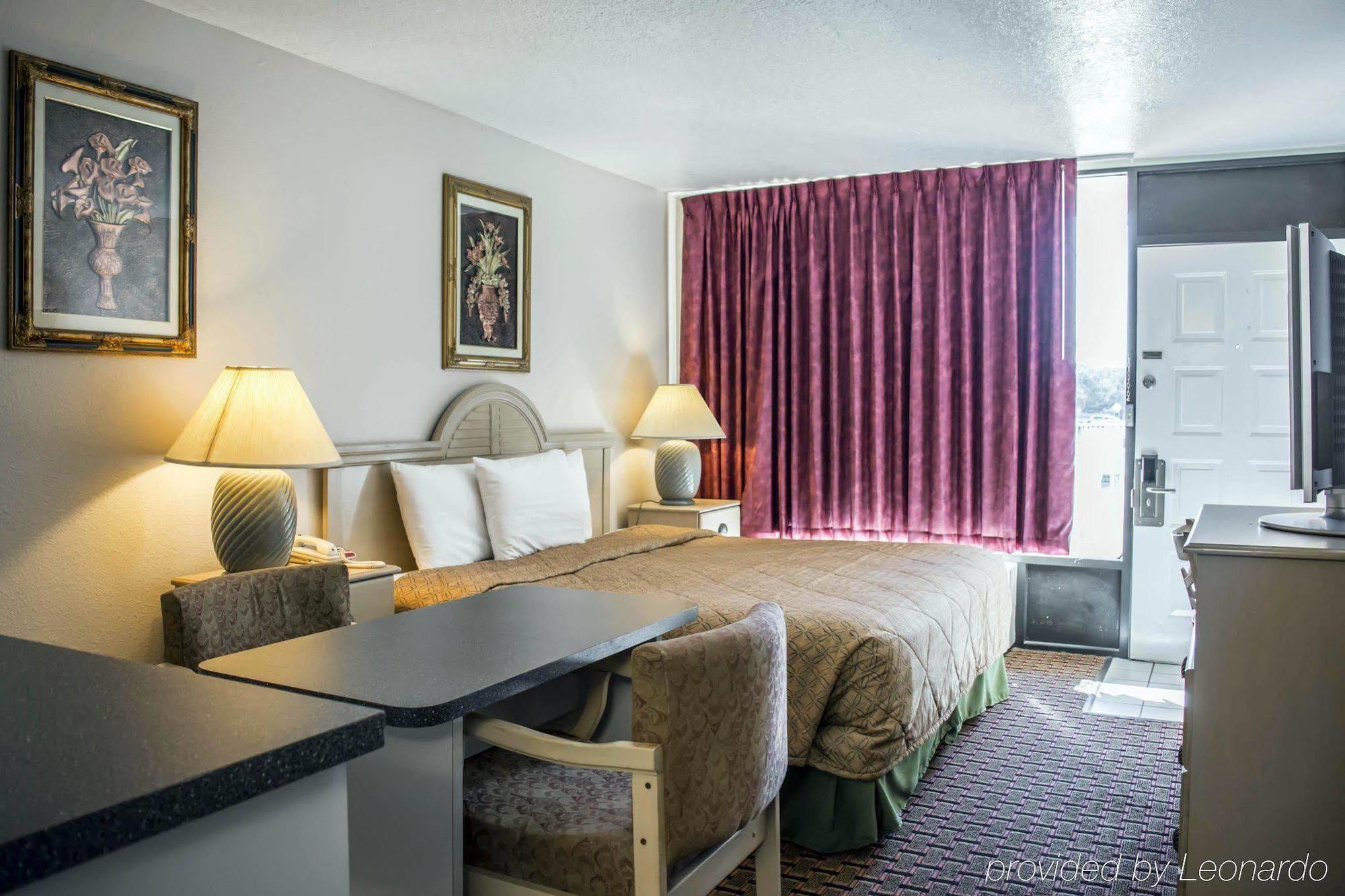 Rodeway Inn New Port Richey Dış mekan fotoğraf